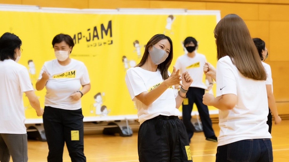 登録児童館が都内132か所に増えました 身体を動かして遊ぼう Jump Jam